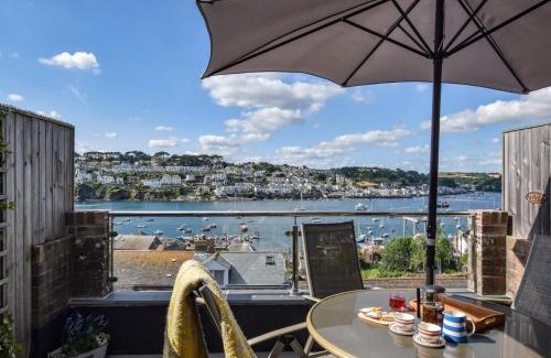 Polruan Casa | 2 Bed in Polruan 75740