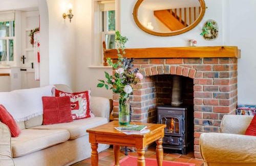 New Forest District Casa | 2 Bed in Sway NFL43