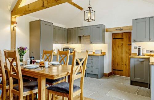 Taunton Casa | 2 Bed in Taunton 80694