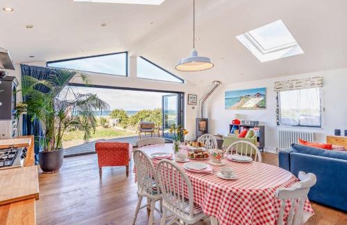 Whitstable Casa | 2 Bed in Whitstable WCC19