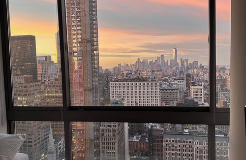 Midtown Apartamento | 2 Bed Lux High Rise, steps from the Empire State