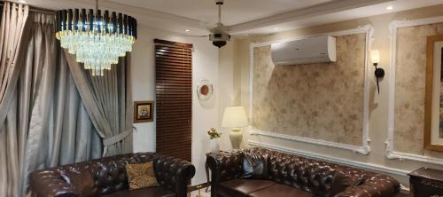 Lahore Apartamento | 2 bed New Furnished Appartment at Lahore Prime Location