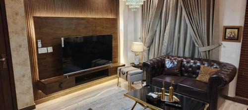 Lahore Apartamento | 2 bed New Furnished Appartment at Lahore Prime Location
