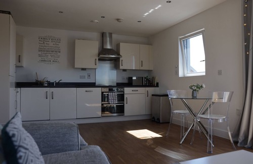 Brooklands Apartamento | 2 Bed Penthouse near Romford Station with Free Parking