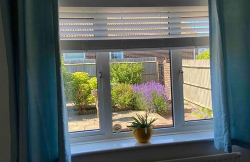 Woodingdean Casa | 2 Bed Retreat With Amazing Sea Views in Brighton
