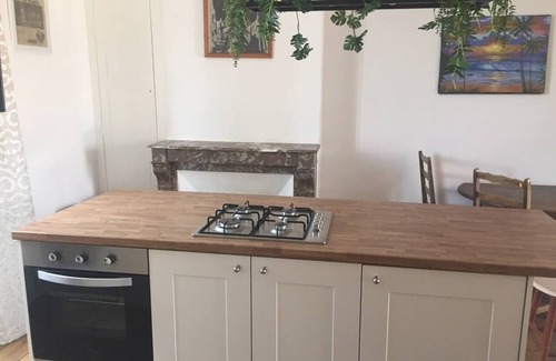 Montmorillon Apartamento | 2 Bed-Roof Terrace-Town Centre-Pets