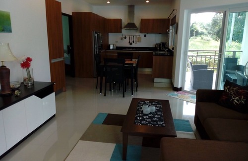 Thai Mueang Villa | Habitación de 2 camas para 4 personas.