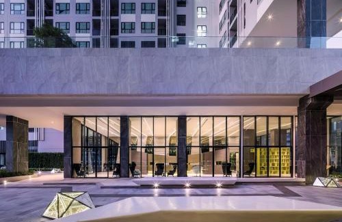 Nong Chaeng Apartamento | 2 Bed Room Great Location Amazing Infinity Pool