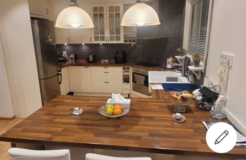 Orebro Casa | 2 bed room Quite and central house in Orebro