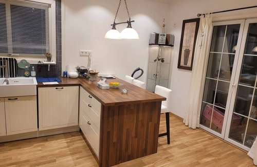Orebro Casa | 2 bed room Quite and central house in Orebro