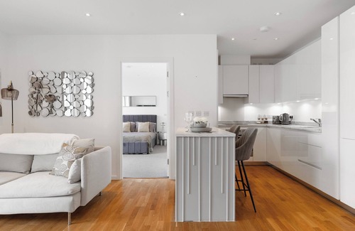 Stratford Apartamento | 2 Bed-Sleeps 4-Balcony-Family Friendly