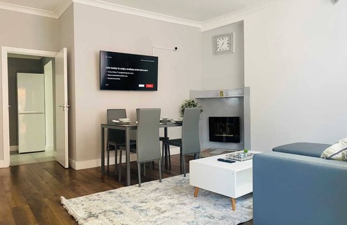 Aylesbury Apartamento | 2 Bed Town Centre Free Park Wi-Fi Garden
