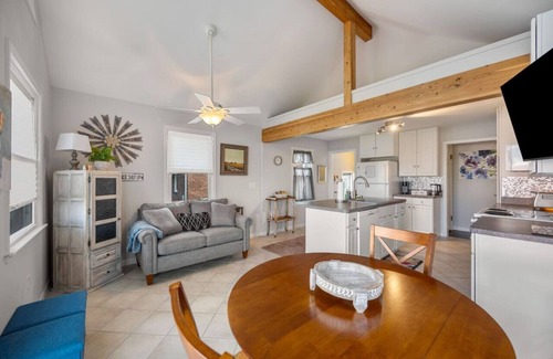 Waterford Casa | 2 Bed with a view of Sylvan Lake