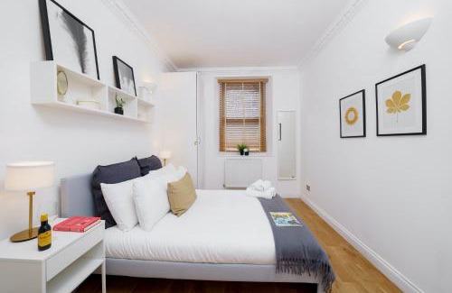 Temple Apartamento | 2 Bedr, 3 Beds, 1 Bath Thames, Trafalgar SQ