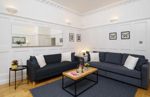 Temple Apartamento | 2 Bedr, 3 Beds, 1 Bath Thames, Trafalgar SQ