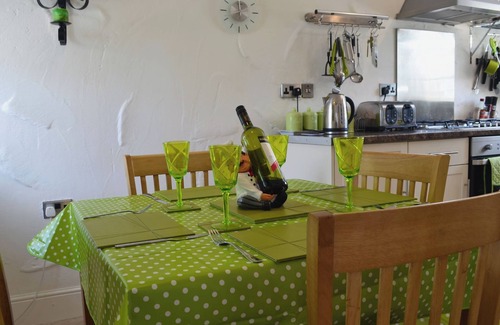 Pen-y-sarn Cabaña | Alojamiento de 2 habitaciones en Pen-y-sarn cerca de Amlwch