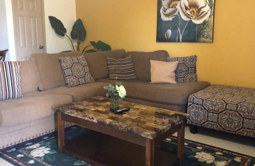 Tamuning Apartamento | 2 Bedroom 1 Bath Near Hospital and Shopping and Beach