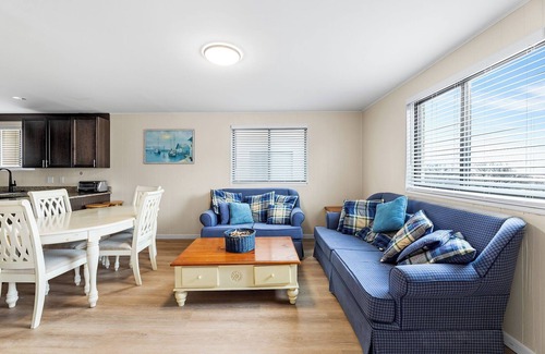Fenwick Island Condominio | 2 Bedroom, 1 Bath, Senior Week and Groups welcome