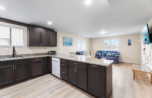 Fenwick Island Condominio | 2 Bedroom, 1 Bath, Senior Week and Groups welcome