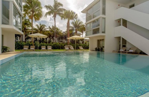 Key Biscayne Apartamento | 2 Bedroom 1King-2Twins