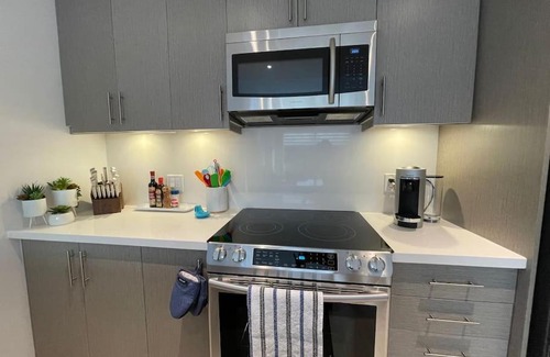 Innisfil Apartamento | 2 bedroom 2 bath Aquarius, Friday Harbour, Innisfil, Barrie