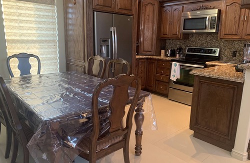 Port Isabel Cabaña | 2 Bedroom 2 Bath Long Island Village Family Cottage