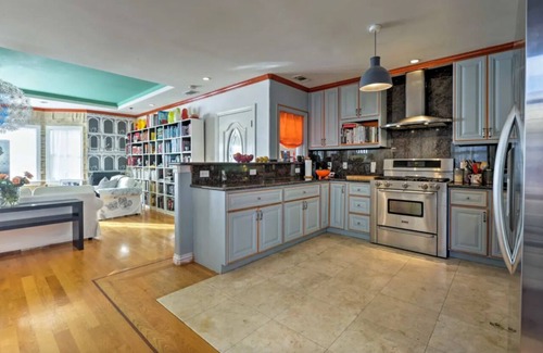 Outer Richmond Casa | 2 Bedroom/2 Bathroom Stylish Designer Flat