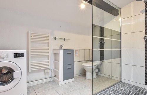 Saint-Hilaire-de-Voust Casa | Alojamiento de 2 habitaciones en St Hilaire de Voust