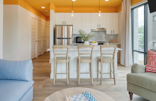 12 South Condominio | 2 Bedroom Accessible Hotel Suite in 12South!