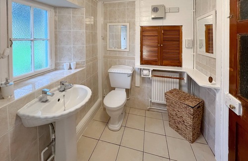 Whitland Cabaña | 2 habitaciones alojamiento en Henllan-Amgoed