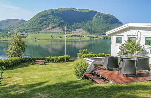 Fraena Casa | Alojamiento de 2 habitaciones en Malmefjorden