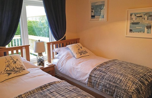 Little Weighton Cabina | 2 bedroom accommodation in Little Weighton, Nr Beverley