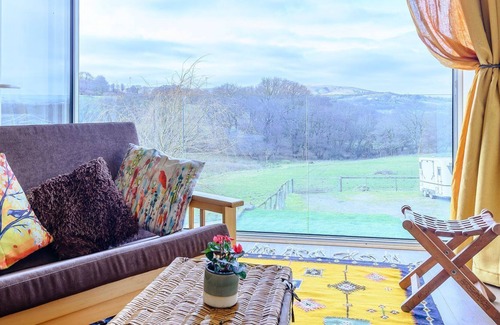 Ammanford Cabaña | 2 bedroom accommodation in Tairgwaith