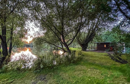 Dilton Marsh Chalet De Esquí | 2 bedroom accommodation in Westbury