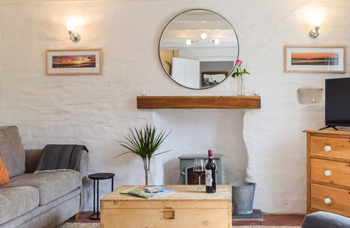 Llanboidy Cabaña | 2 bedroom accommodation in Llanboidy, near Laugharne