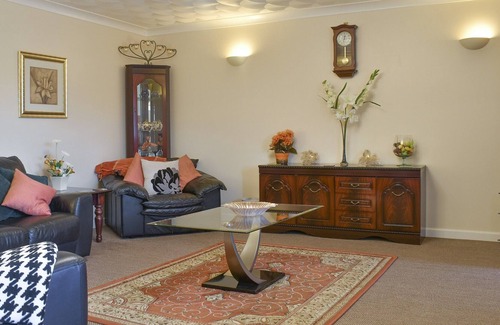 Burtle Cabaña | 2 bedroom accommodation in Burtle