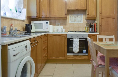 Burtle Cabaña | 2 bedroom accommodation in Burtle