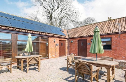 Helsey Cabina | 2 bedroom accommodation in Helsey