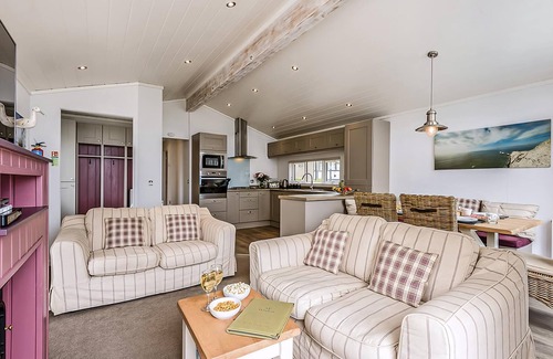 Ryde Chalet De Esquí | Alojamiento de 2 habitaciones en Wootton, Nr Cowes