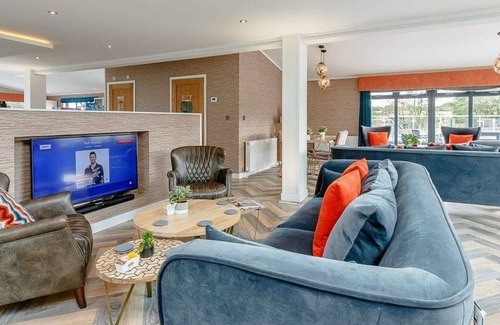Ayr Cabina | 2 bedroom accommodation in Ayr, Ayrshire