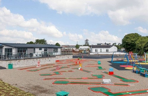 Ayr Cabina | 2 bedroom accommodation in Ayr, Ayrshire