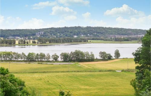 Tonsberg Apartamento | 2 Bedroom Amazing Apartment In Vear