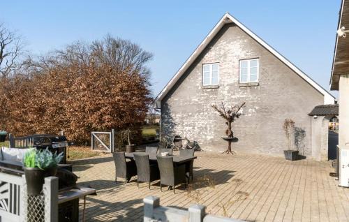 Give Casa | 2 Bedroom Amazing Home In Grindsted