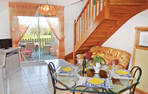 Plomeur Casa | 2 Bedroom Amazing Home In Plomeur