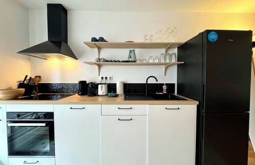 Levallois-Perret Apartamento | 2 Bedroom Apartment near Arc de Triomphe Paris by Wild