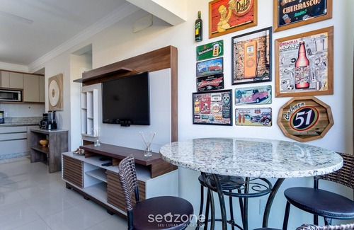 Vila Nova Apartamento | 2 Bedroom Apart w/Air 270m From the Beach Gps0102