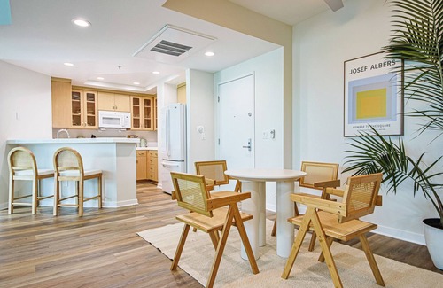 Marina del Rey Apartamento | 2-bedroom apartment in beautiful Marina del Rey with WiFi, AC