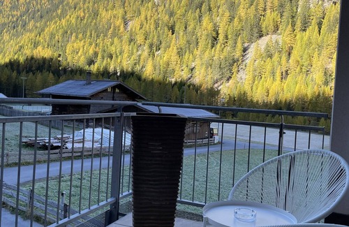 Zwieselstein Apartamento | "2-Bedroom Apartment (ZW 7) at the International House Soelden"