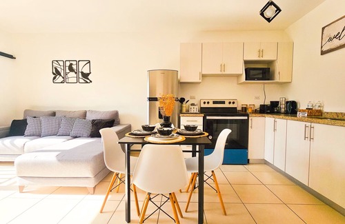 San Salvador Apartamento | 2-bedroom apartment in amazing San Salvador with WiFi, AC