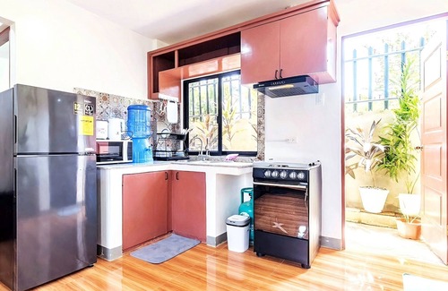 Liloan Apartamento | 2 Bedroom Apartment ~ 5 minutes to Grand Mall